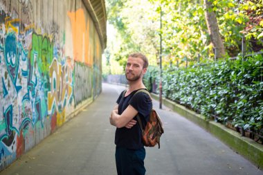 hipster modern şık sarışın adam