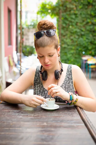 Beautiful stylish modern young woman — Stock Photo, Image