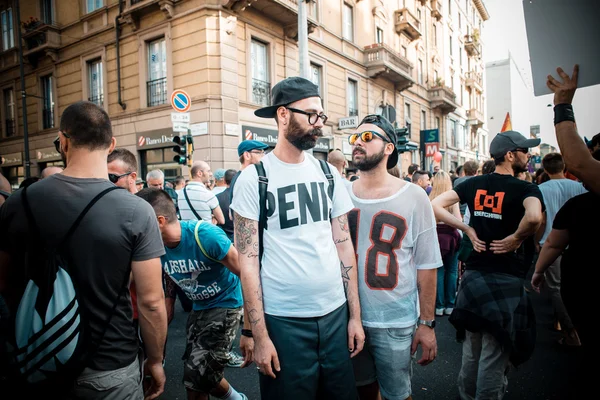 Gay pride-parade in Milaan op 29 juni 2013 — Stockfoto