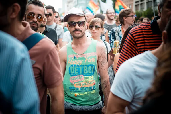 Gay pride-parade in Milaan op 29 juni 2013 — Stockfoto