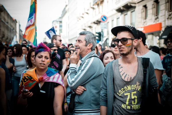 Парад гей-прайдов в Милане 29 июня 2013 года — стоковое фото