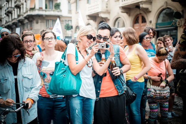 Gay παρέλαση υπερηφάνειας στο Μιλάνο στις 29 Ιουνίου 2013 — Φωτογραφία Αρχείου