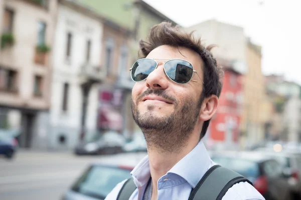 Man walking in the street — Stock Photo, Image