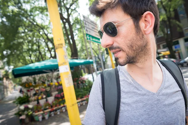 Man in the street — Stock Photo, Image