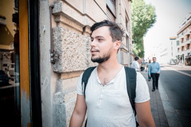 şık delikanlı