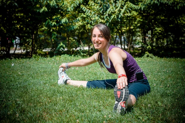 Beautiful woman fitness running — Stock Photo, Image