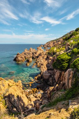 Costa paradiso Sardunya deniz manzara
