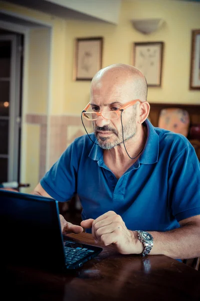 Hombre de mediana edad — Foto de Stock