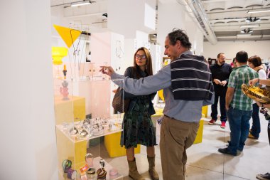 Bu yüzden kritik tarih 20 Eylül 2013 kadar Moda Fuarı Milano
