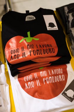 Bu yüzden kritik tarih 20 Eylül 2013 kadar Moda Fuarı Milano