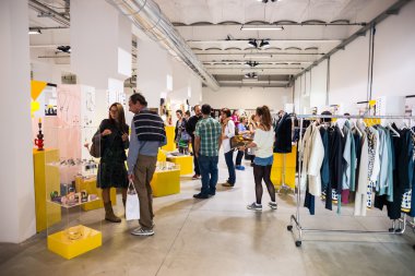 Bu yüzden kritik tarih 20 Eylül 2013 kadar Moda Fuarı Milano