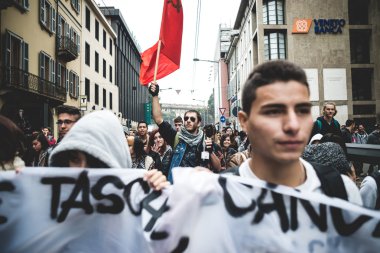 Milan öğrenciler tezahürü 4 Ekim 2013 tarihinde