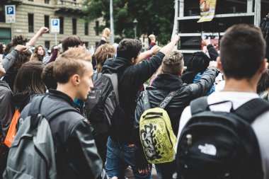 Milan öğrenciler tezahürü 4 Ekim 2013 tarihinde