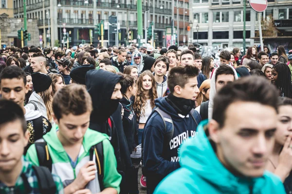 Manifestacja studentów Mediolan 4 października 2013 r. — Zdjęcie stockowe