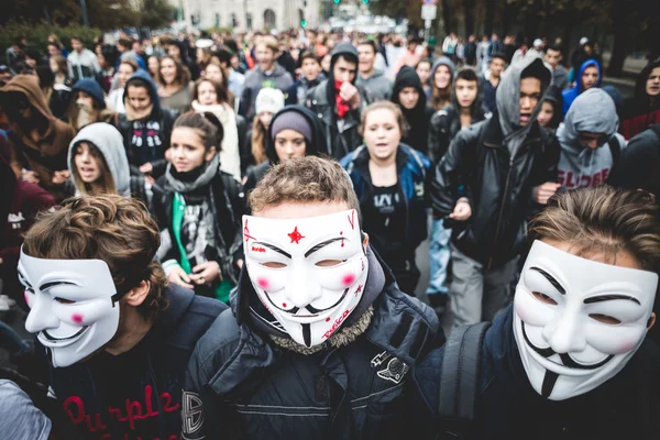 Manifestación de estudiantes de Milán el 4 de octubre de 2013 — Foto de Stock