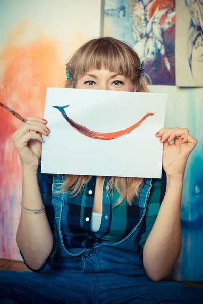 Beautiful blonde woman painter smiling — Stock Photo, Image