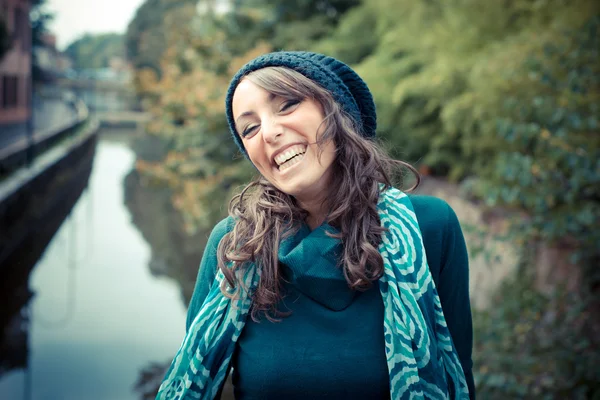 Beautiful woman with turtleneck in the city — Stock Photo, Image