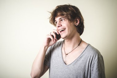 telefon şık genç sarışın hipster adam