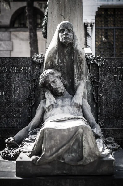 Jezus Christus en Maagd Maria standbeeld — Stockfoto