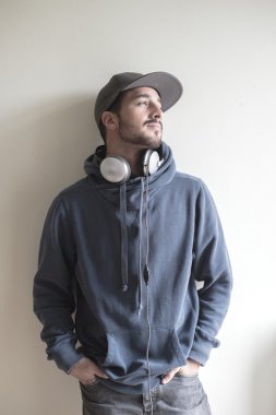 şık delikanlı müzik