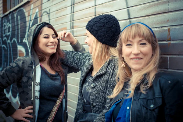 Three friends woman — Stock Photo, Image