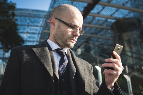 Successful elegant fashionable businessman — Stock Photo, Image