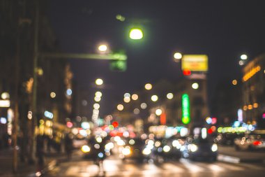 bulanık şehir ve insanlar