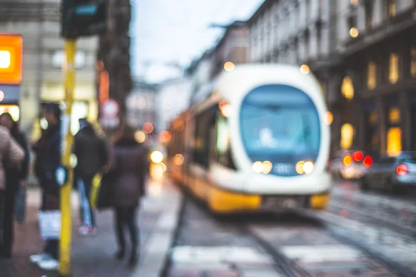 Verschwommene Stadt und Menschen — Stockfoto