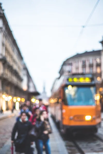 Blurred city and people — Stock Photo, Image