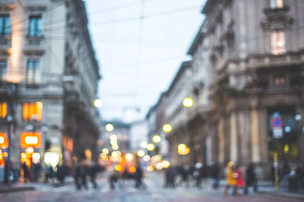 Blurred city and people — Stock Photo, Image