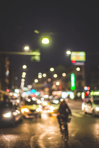 Blurred city and people — Stock Photo, Image