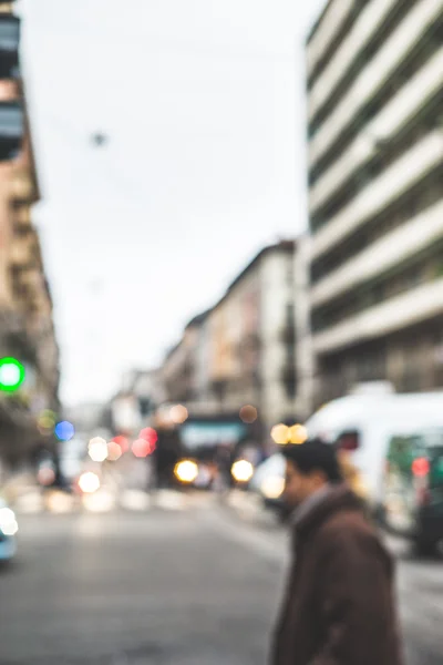 Blurred city and people — Stock Photo, Image