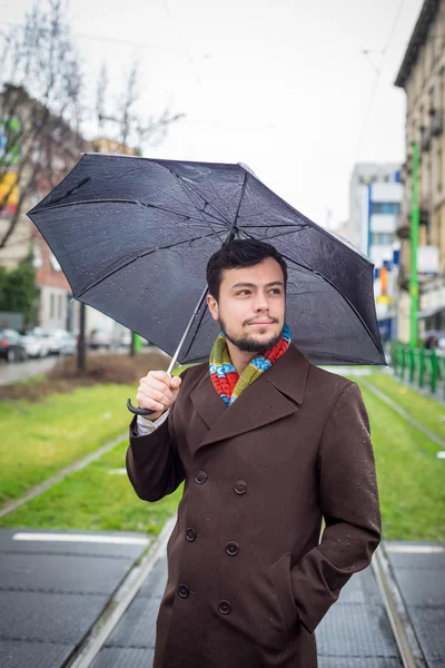 Joven hombre con estilo — Foto de Stock