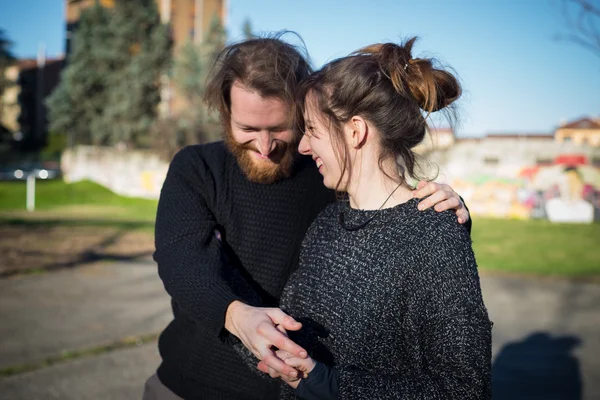 Pareja estilo de vida al aire libre — Foto de Stock