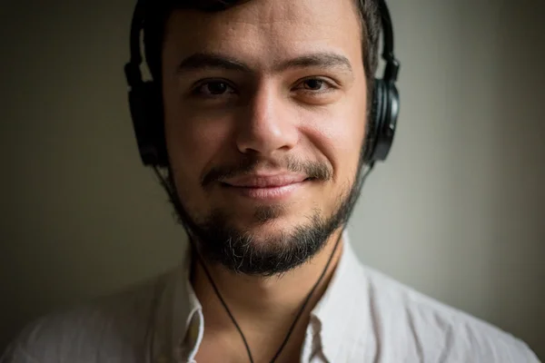 Man  listening to music — Stock Photo, Image