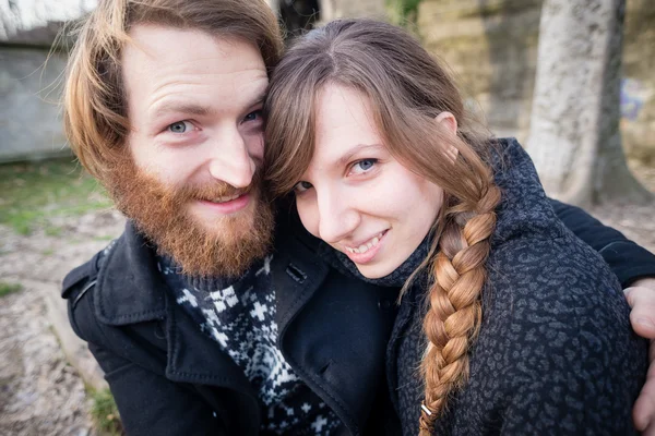 Unga hipster cuople älskare — Stockfoto