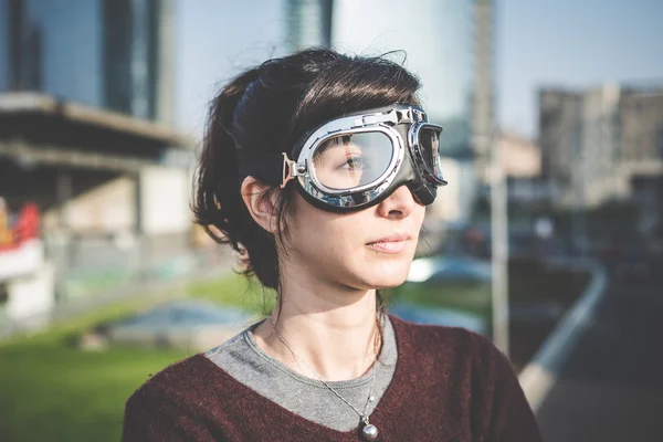 Mujer éxito aviador gafas — Foto de Stock