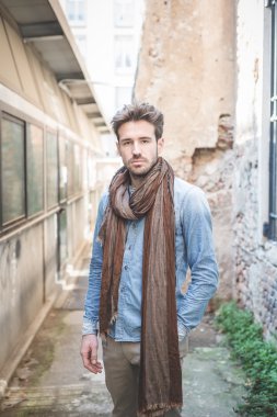 moda model adam