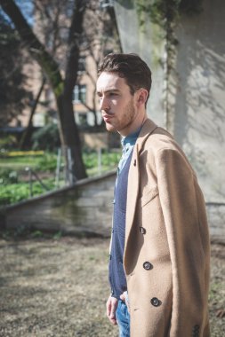 moda model adam