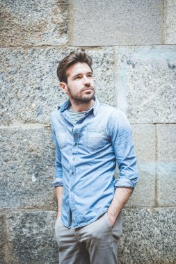 moda model adam