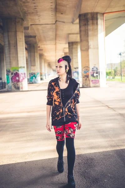 Punk chica oscura —  Fotos de Stock