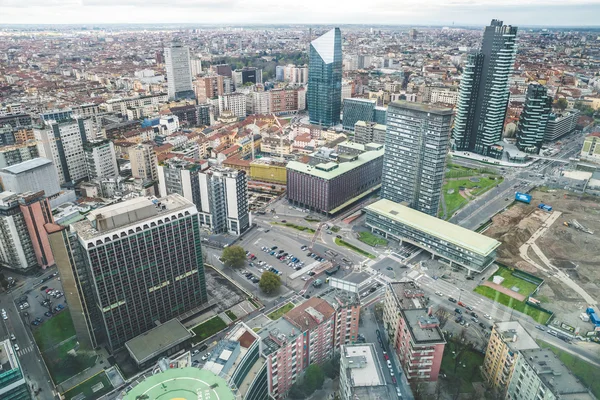 Skyline van stedelijke stad — Stockfoto