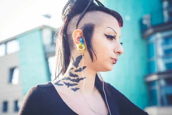 Punk listening music — Stock Photo, Image