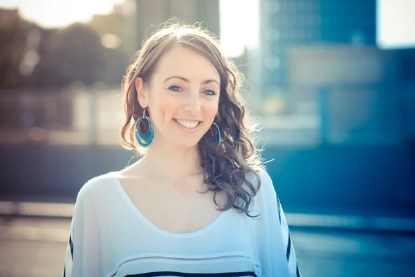 Young beautiful brunette woman — Stock Photo, Image