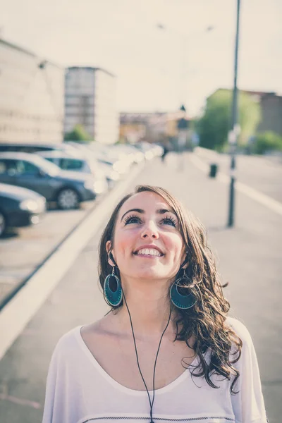 Femme avec téléphone intelligent — Photo