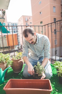 şık yakışıklı Bahçe