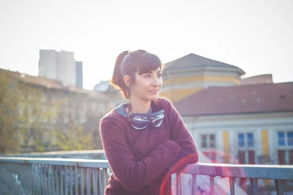 Vrouw in vlieger glazen — Stockfoto