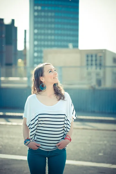 Young beautiful brunette woman — Stock Photo, Image