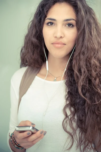 Beautiful curly long brunette hair moroccan woman — Stock Photo, Image