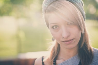 genç güzel model kadın